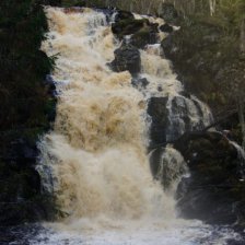 Карельский водопад.