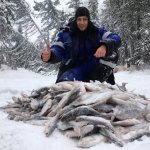 БЕШЕННЫЙ КЛЕВ В МОРОЗ. Зимняя рыбалка 2019-2020 по первому льду. (часть 1).