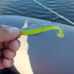 Ловля щуки на джиг с лодки. Рыбалка летом со спиннингом на водохранилище.